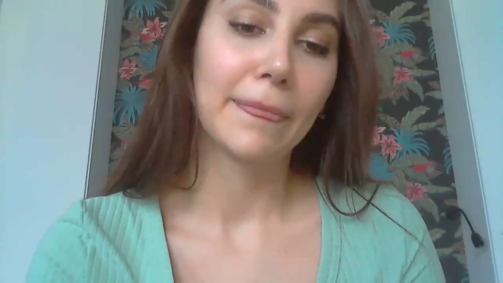 Gallery image thumbnail from HappinessInMe's myfreecams stream on, 06/30/2023, 15:01 image 4 of 20