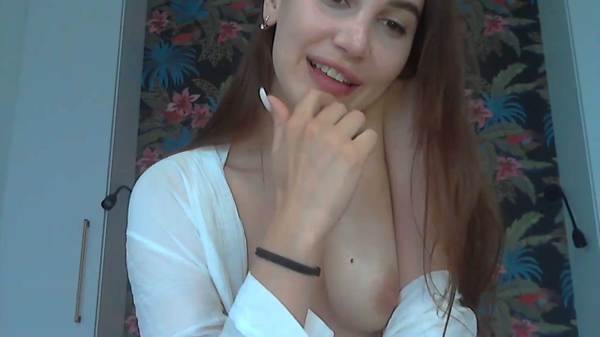 Gallery image thumbnail from HappinessInMe's myfreecams stream on, 07/07/2023, 14:54 image 16 of 20