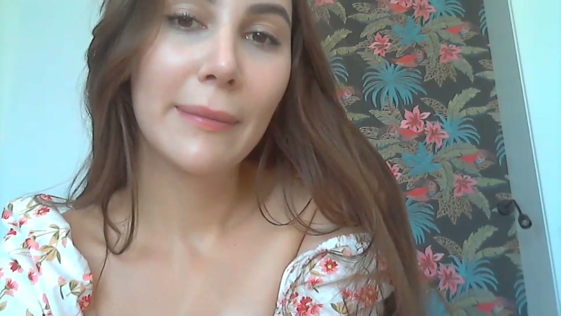 Gallery image thumbnail from HappinessInMe's myfreecams stream on, 07/09/2023, 15:15 image 4 of 20
