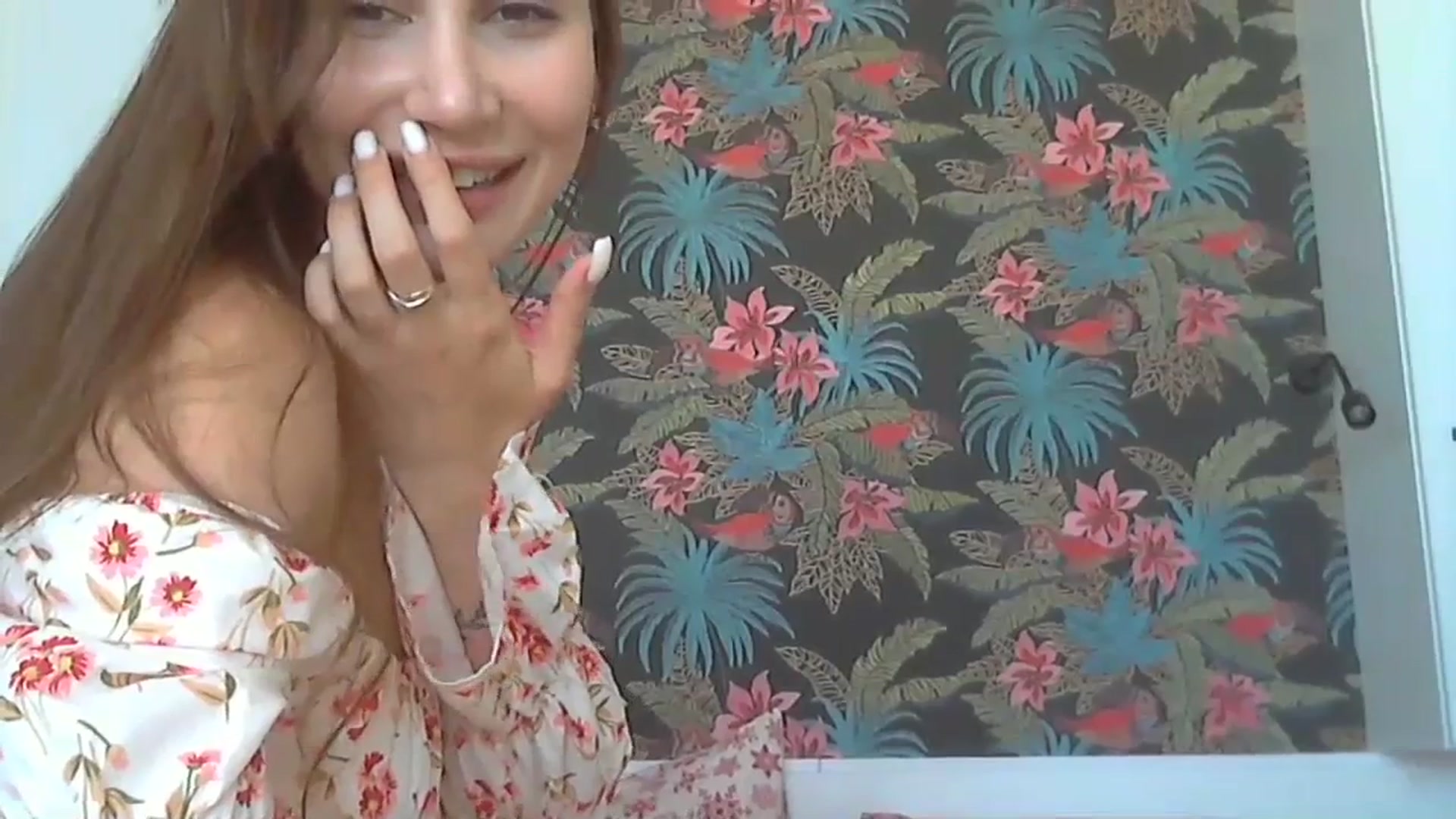 Gallery image thumbnail from HappinessInMe's myfreecams stream on, 07/09/2023, 15:15 image 5 of 20