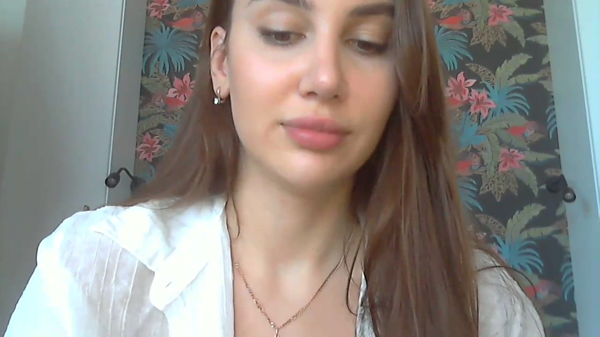 Gallery image thumbnail from HappinessInMe's myfreecams stream on, 07/12/2023, 14:33 image 10 of 20