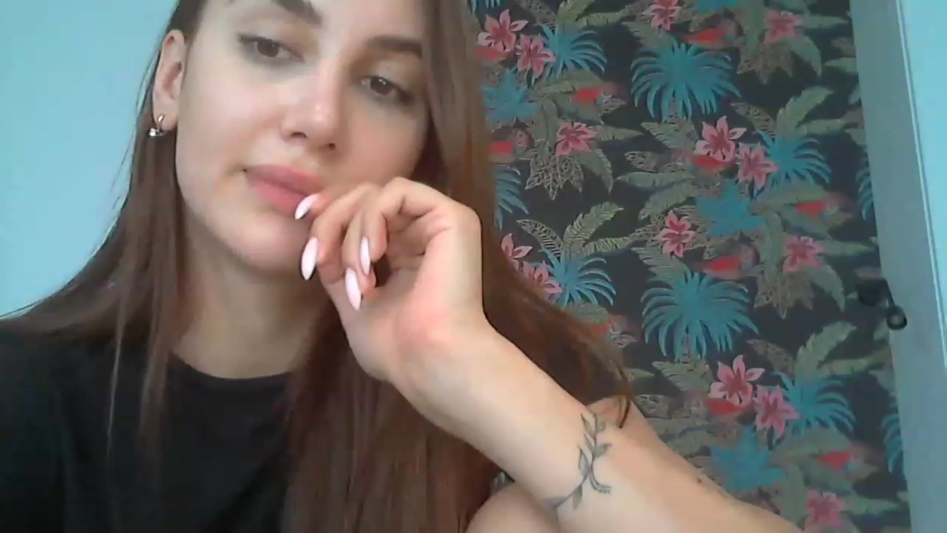 Gallery image thumbnail from HappinessInMe's myfreecams stream on, 07/18/2023, 14:46 image 20 of 20