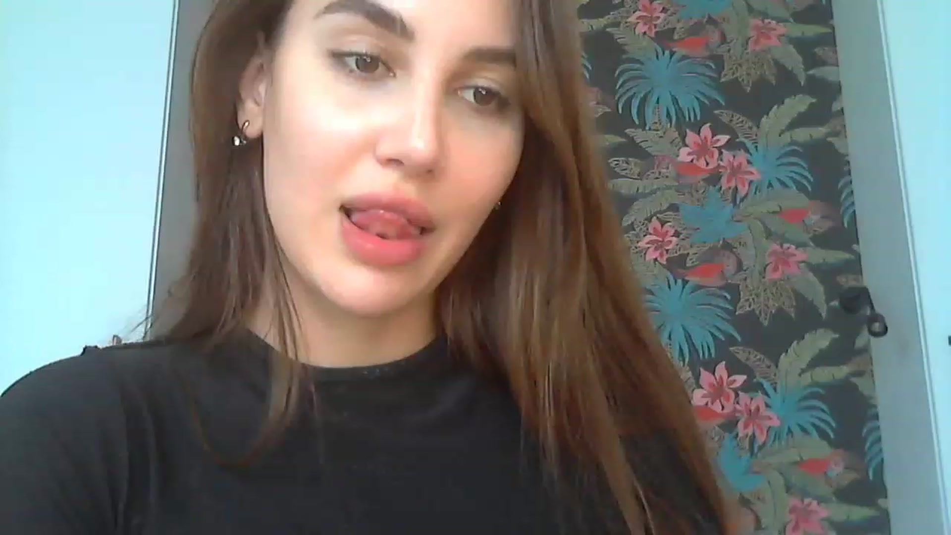 Gallery image thumbnail from HappinessInMe's myfreecams stream on, 07/18/2023, 14:46 image 1 of 20