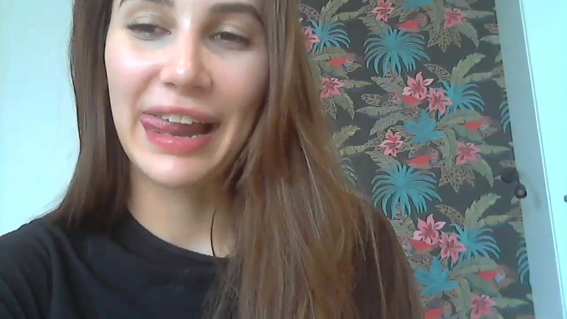 Gallery image thumbnail from HappinessInMe's myfreecams stream on, 07/29/2023, 14:39 image 15 of 20