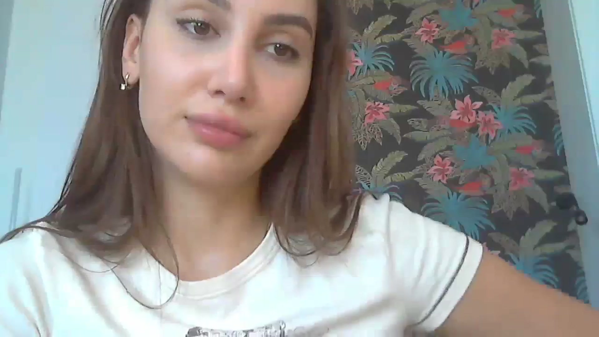 Gallery image thumbnail from HappinessInMe's myfreecams stream on, 08/06/2023, 15:22 image 4 of 20