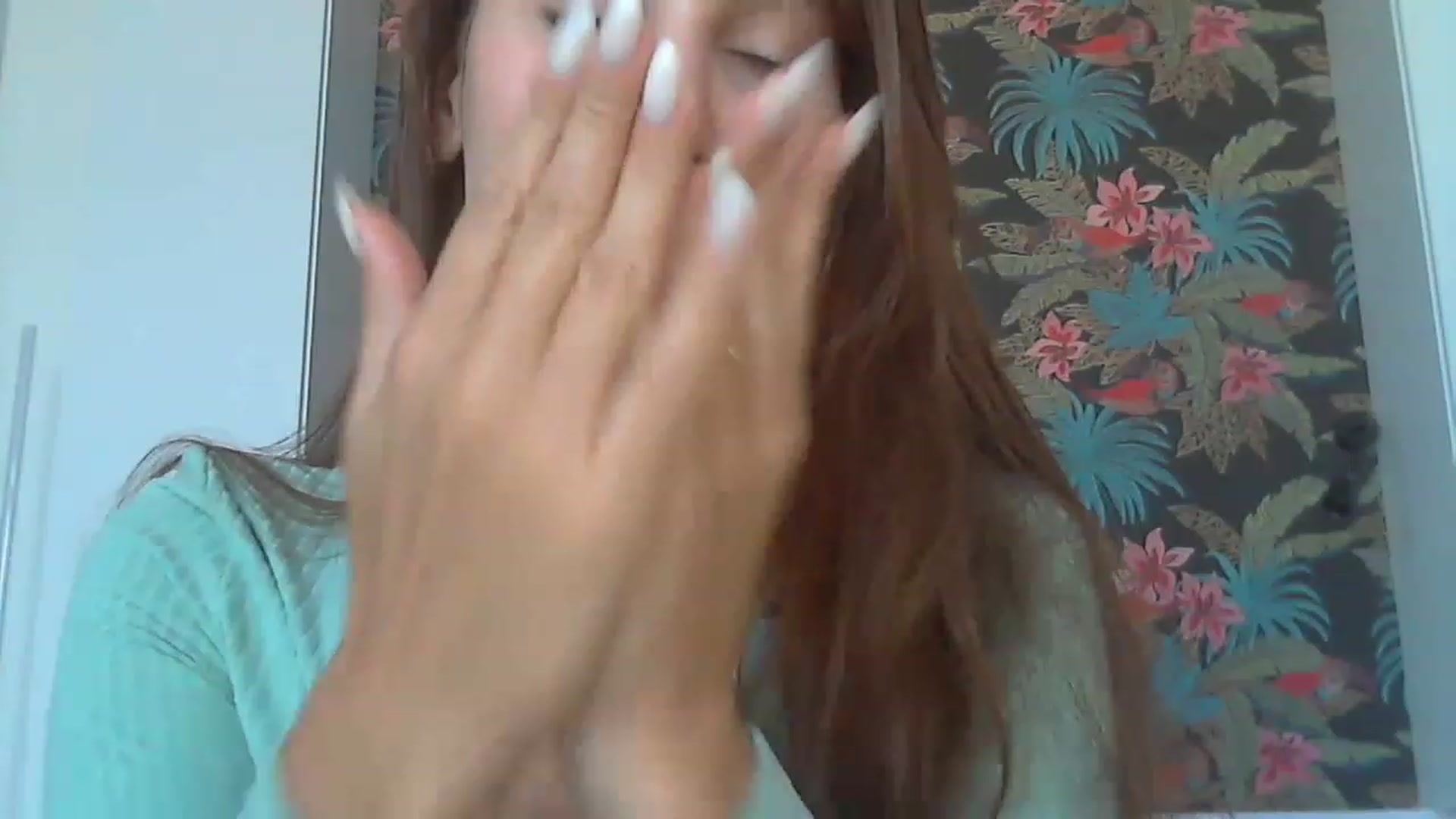 Gallery image thumbnail from HappinessInMe's myfreecams stream on, 08/13/2023, 15:09 image 3 of 20