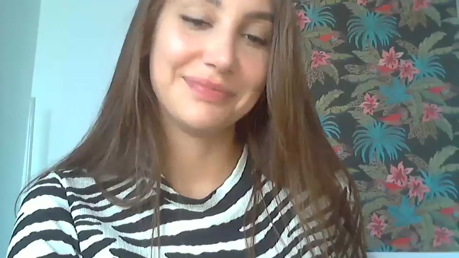 Gallery image thumbnail from HappinessInMe's myfreecams stream on, 08/31/2023, 14:38 image 20 of 20