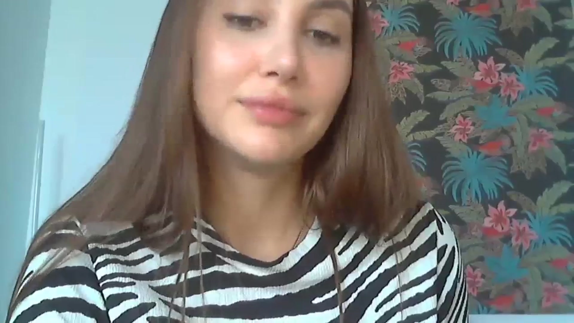 Gallery image thumbnail from HappinessInMe's myfreecams stream on, 08/31/2023, 14:38 image 12 of 20