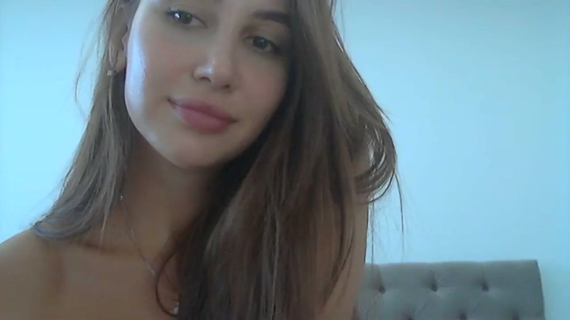 Gallery image thumbnail from HappinessInMe's myfreecams stream on, 09/11/2023, 15:17 image 10 of 20