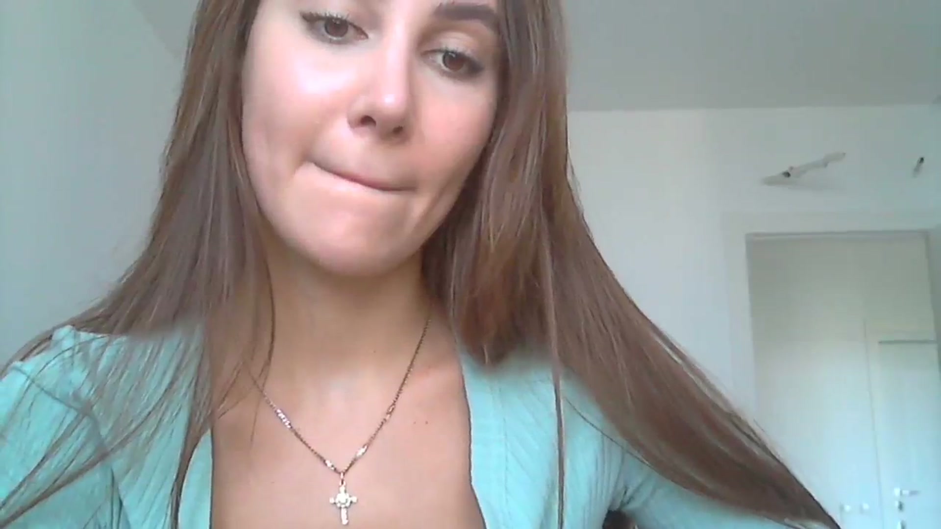 Gallery image thumbnail from HappinessInMe's myfreecams stream on, 09/17/2023, 15:06 image 6 of 20