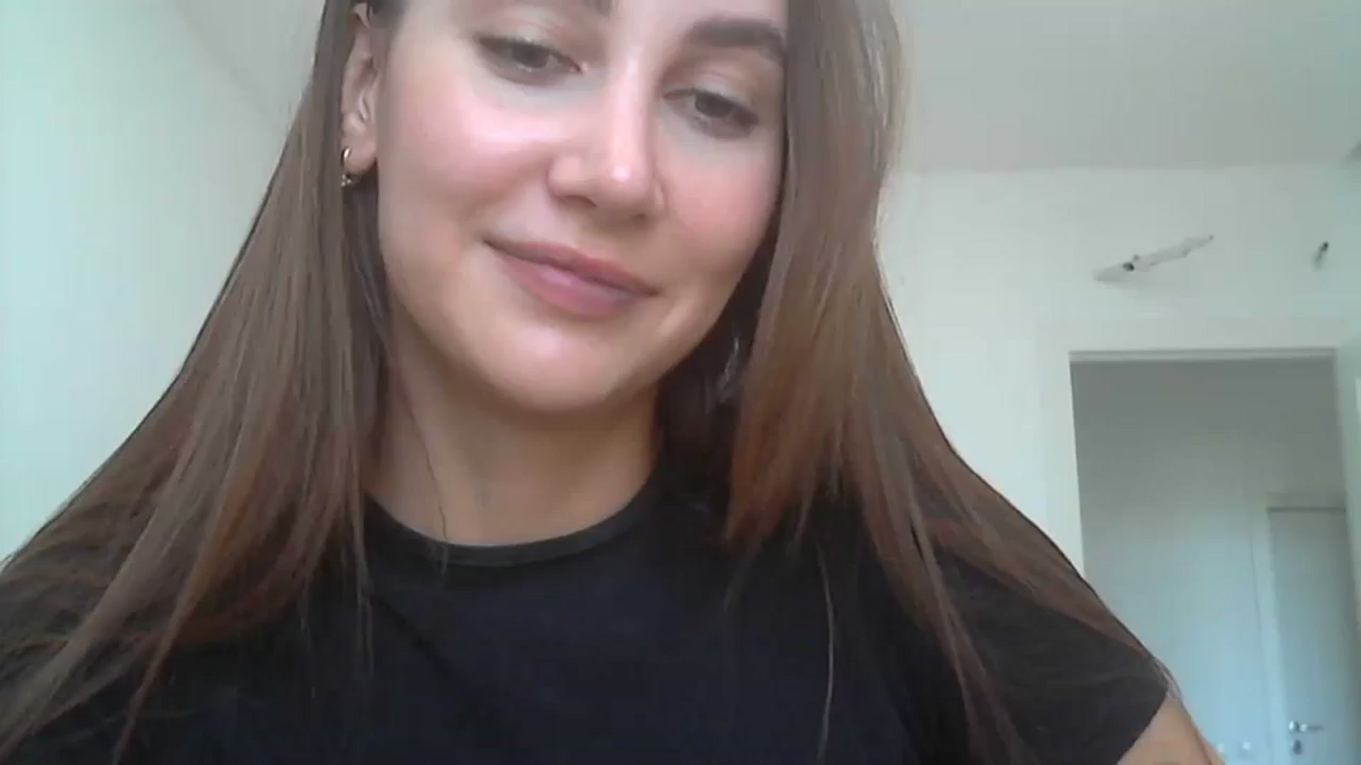 Gallery image thumbnail from HappinessInMe's myfreecams stream on, 09/18/2023, 14:46 image 1 of 20