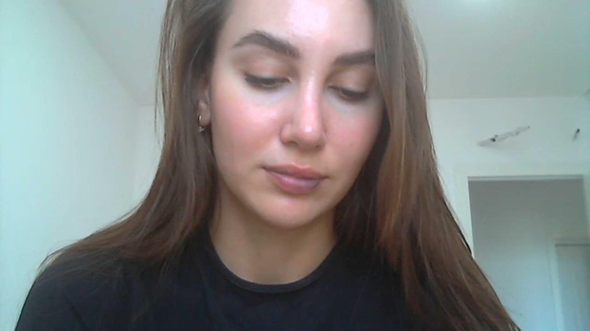 Gallery image thumbnail from HappinessInMe's myfreecams stream on, 09/18/2023, 14:46 image 14 of 20