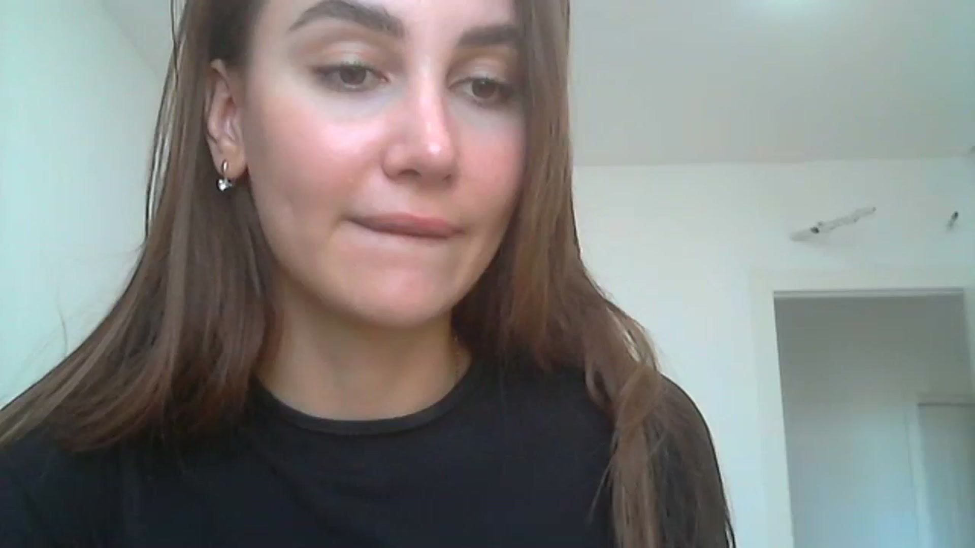 Gallery image thumbnail from HappinessInMe's myfreecams stream on, 09/18/2023, 14:46 image 12 of 20
