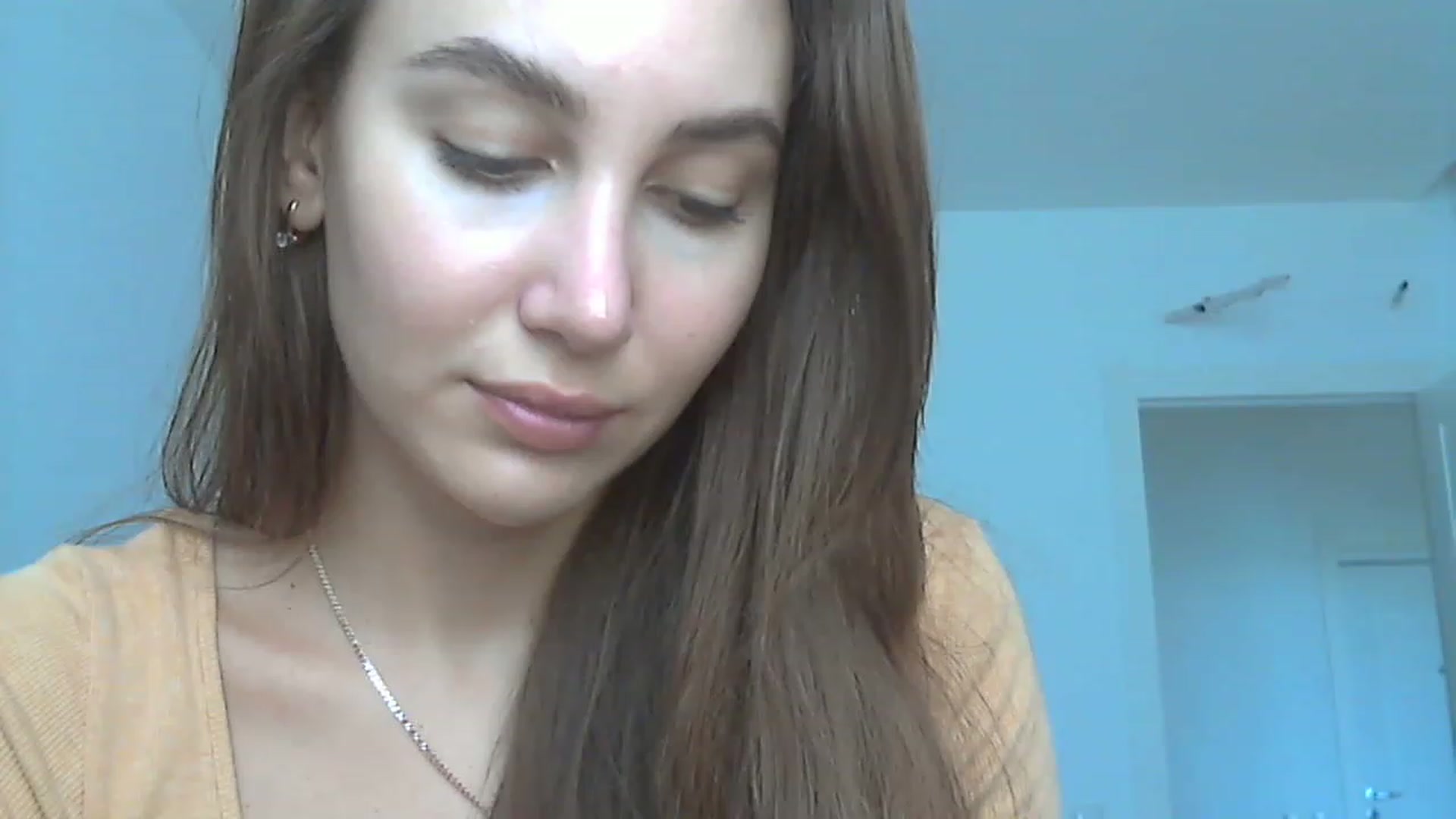 Gallery image thumbnail from HappinessInMe's myfreecams stream on, 09/20/2023, 14:01 image 5 of 20
