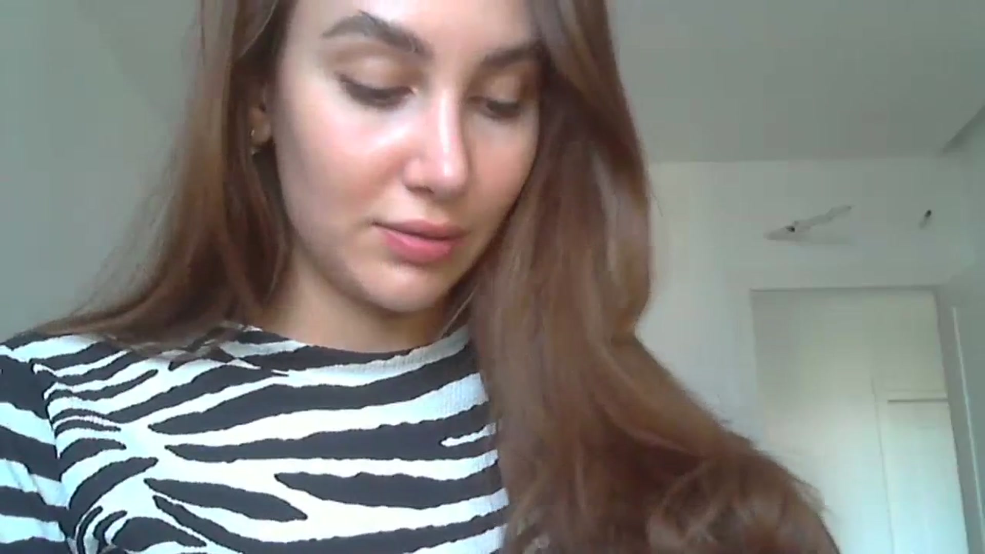 Gallery image thumbnail from HappinessInMe's myfreecams stream on, 09/24/2023, 15:17 image 8 of 20