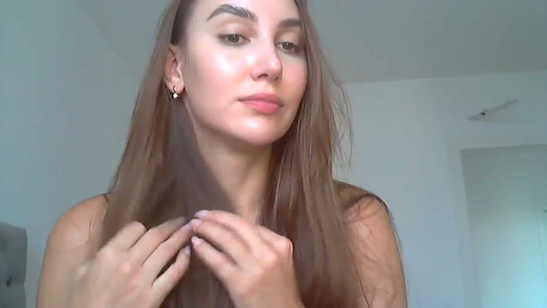 Gallery image thumbnail from HappinessInMe's myfreecams stream on, 09/25/2023, 15:09 image 18 of 20