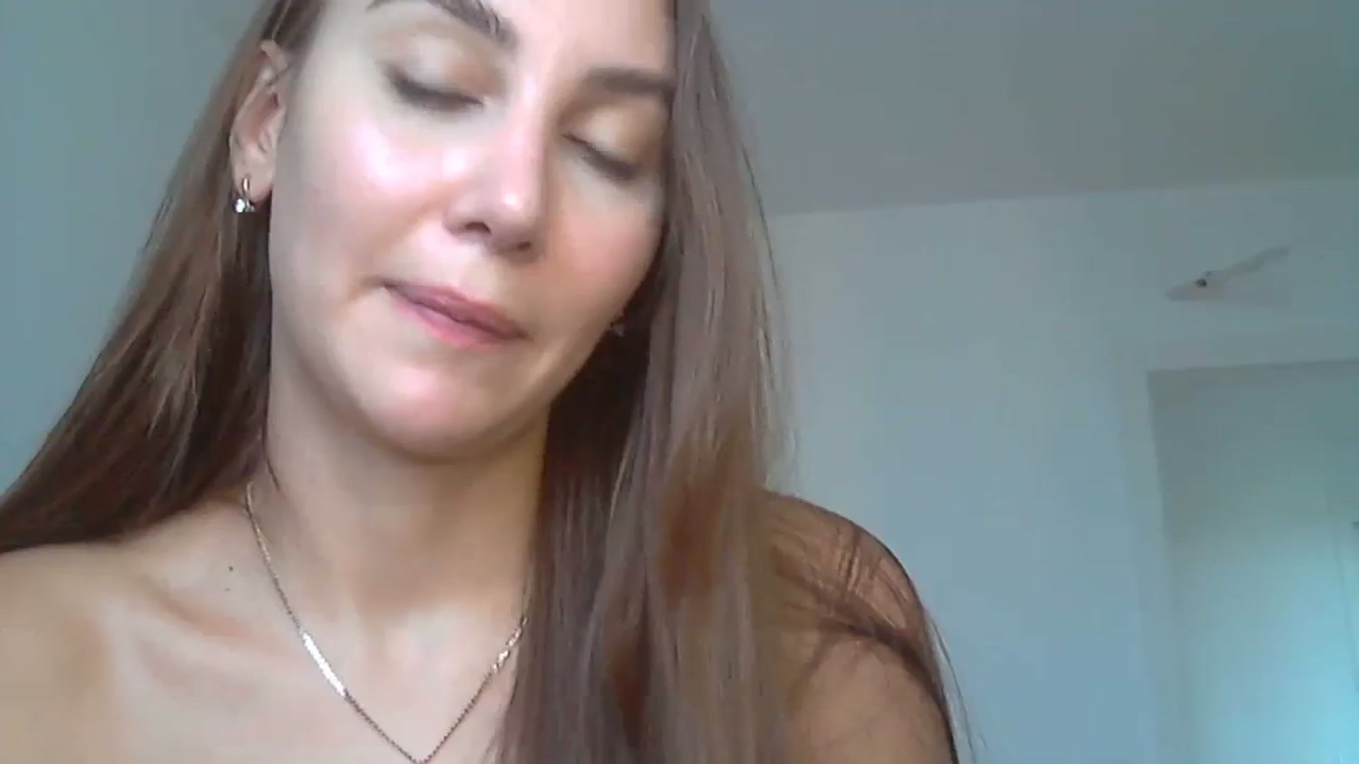 Gallery image thumbnail from HappinessInMe's myfreecams stream on, 09/25/2023, 15:09 image 20 of 20
