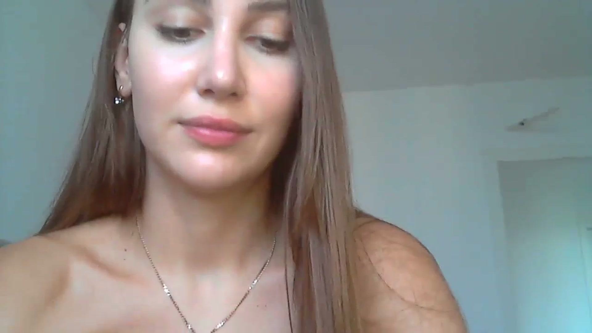 Gallery image thumbnail from HappinessInMe's myfreecams stream on, 09/25/2023, 15:09 image 13 of 20
