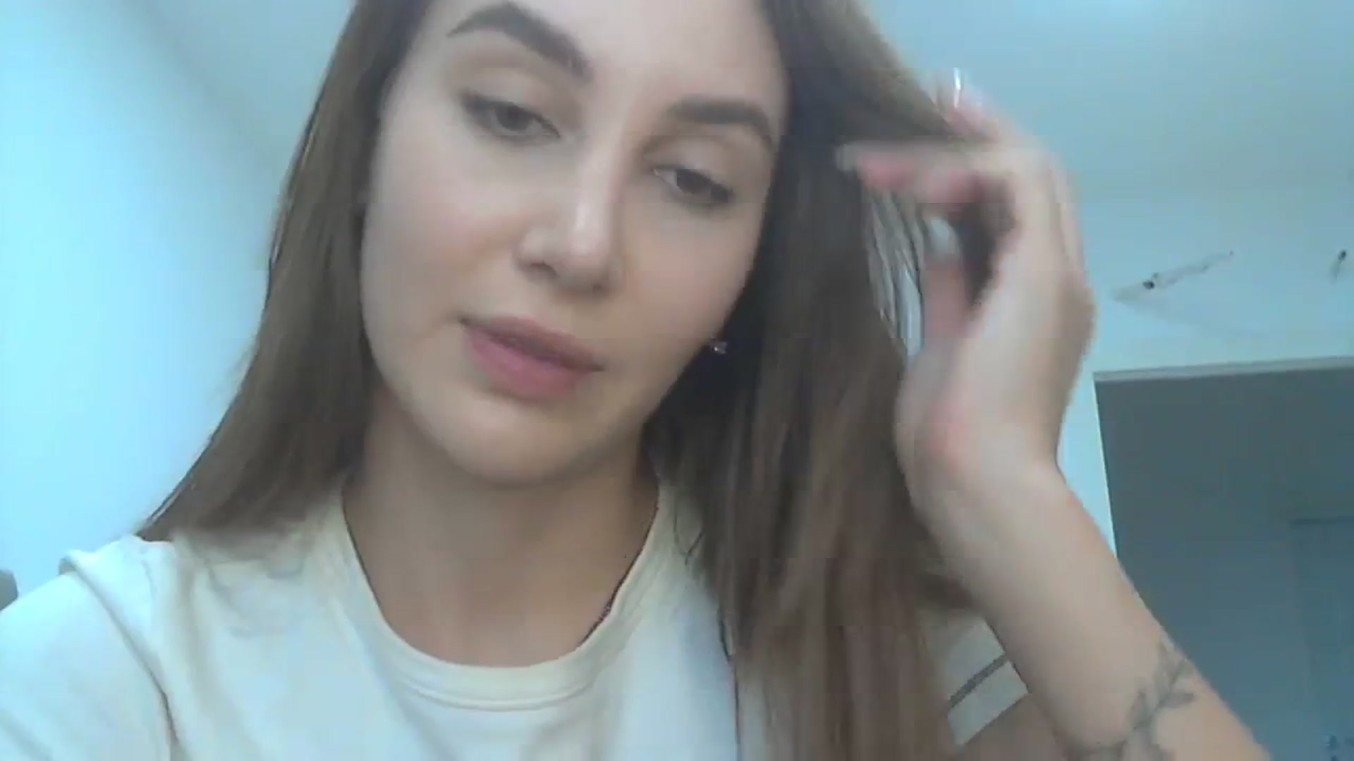 Gallery image thumbnail from HappinessInMe's myfreecams stream on, 09/27/2023, 15:51 image 10 of 20