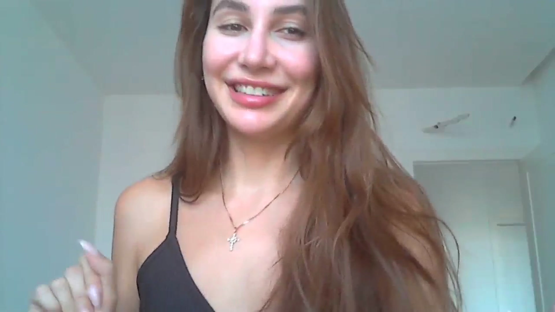 Gallery image thumbnail from HappinessInMe's myfreecams stream on, 09/30/2023, 15:02 image 6 of 20