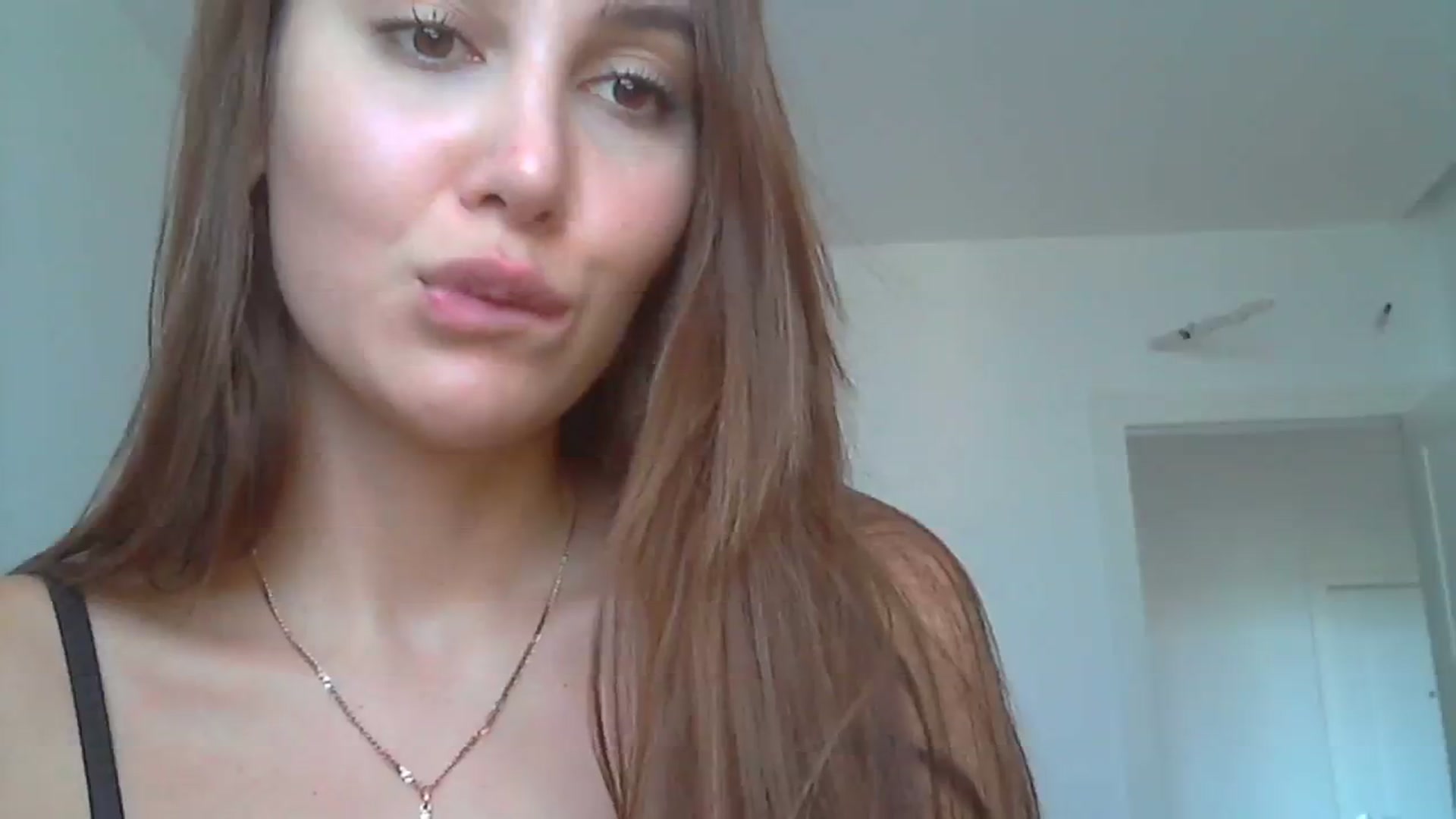 Gallery image thumbnail from HappinessInMe's myfreecams stream on, 10/03/2023, 15:04 image 3 of 20