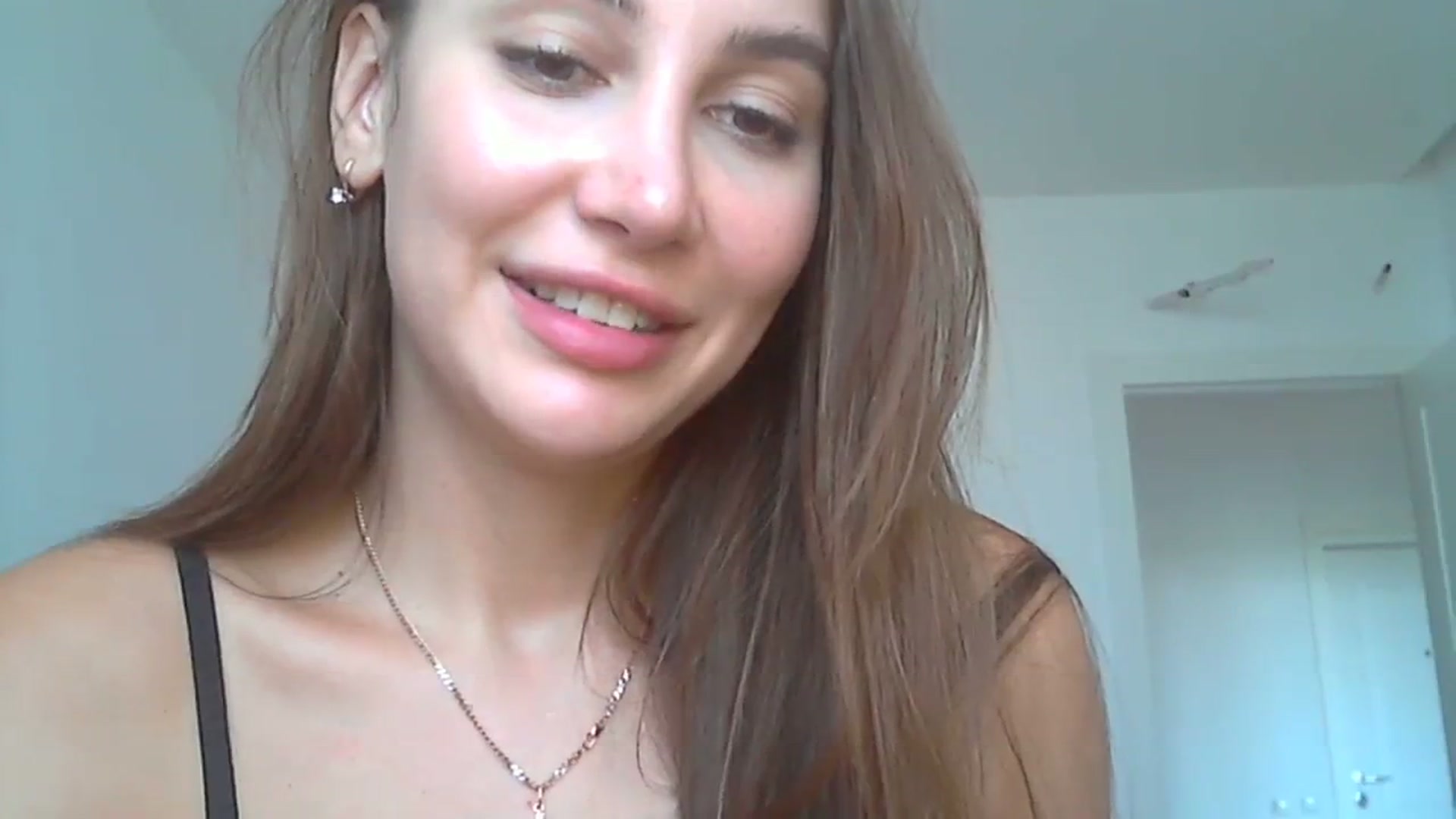 Gallery image thumbnail from HappinessInMe's myfreecams stream on, 10/03/2023, 15:04 image 7 of 20