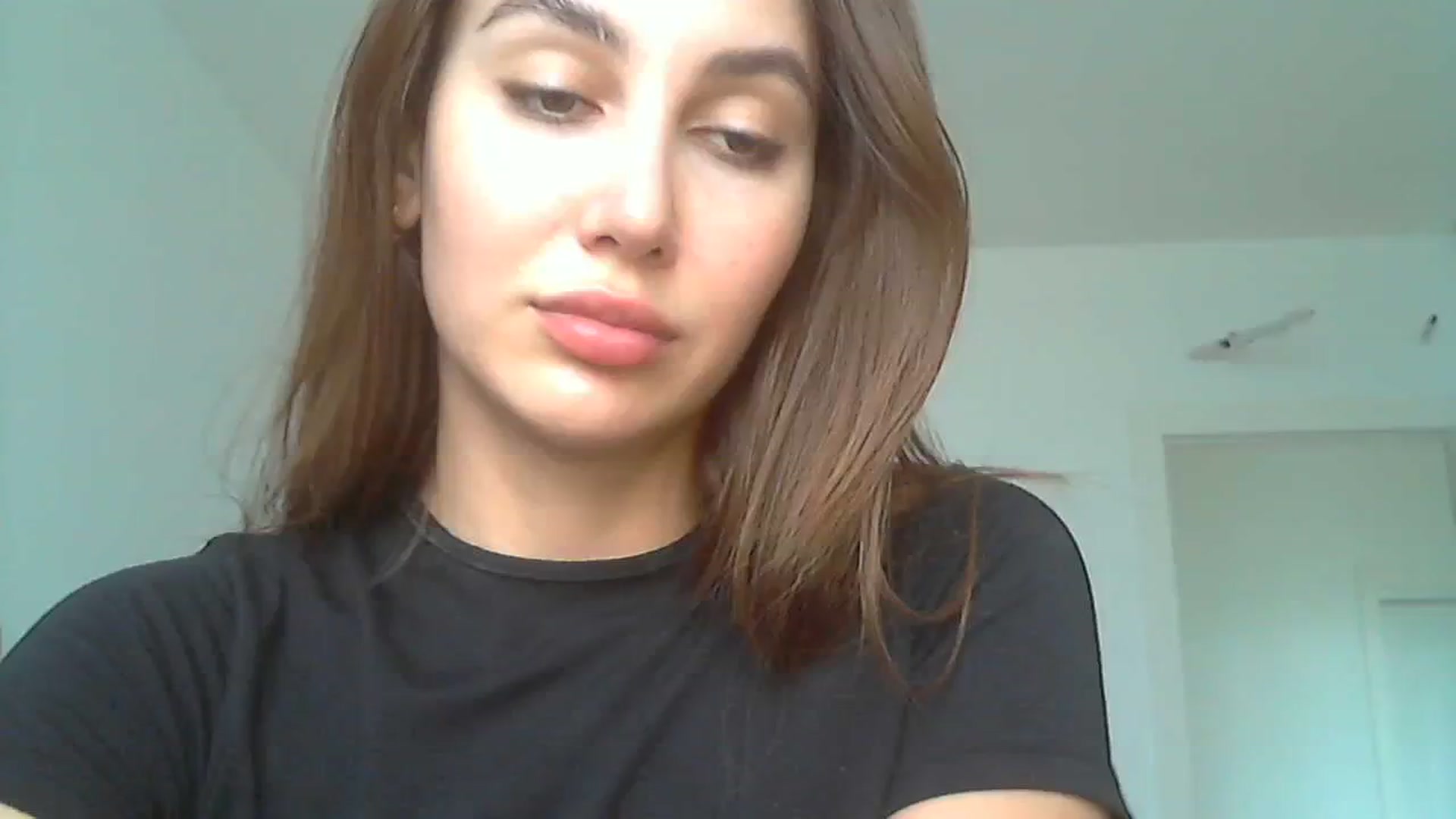Gallery image thumbnail from HappinessInMe's myfreecams stream on, 10/04/2023, 14:45 image 6 of 20