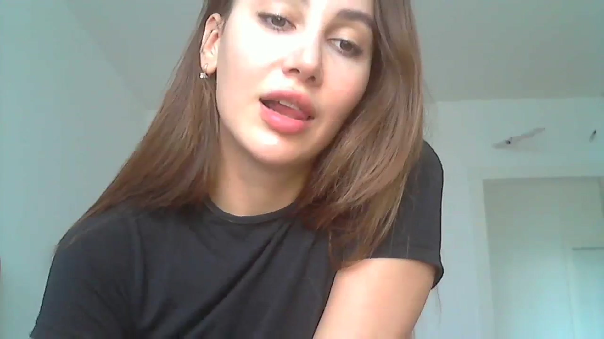 Gallery image thumbnail from HappinessInMe's myfreecams stream on, 10/04/2023, 14:45 image 4 of 20
