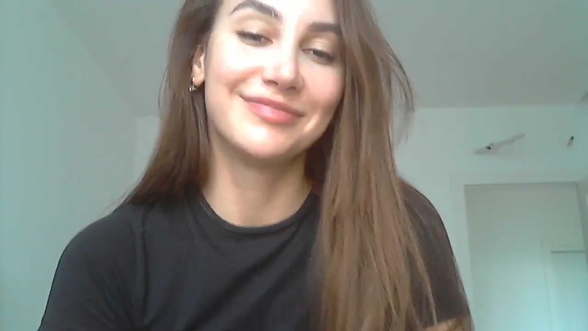 Gallery image thumbnail from HappinessInMe's myfreecams stream on, 10/04/2023, 14:45 image 19 of 20