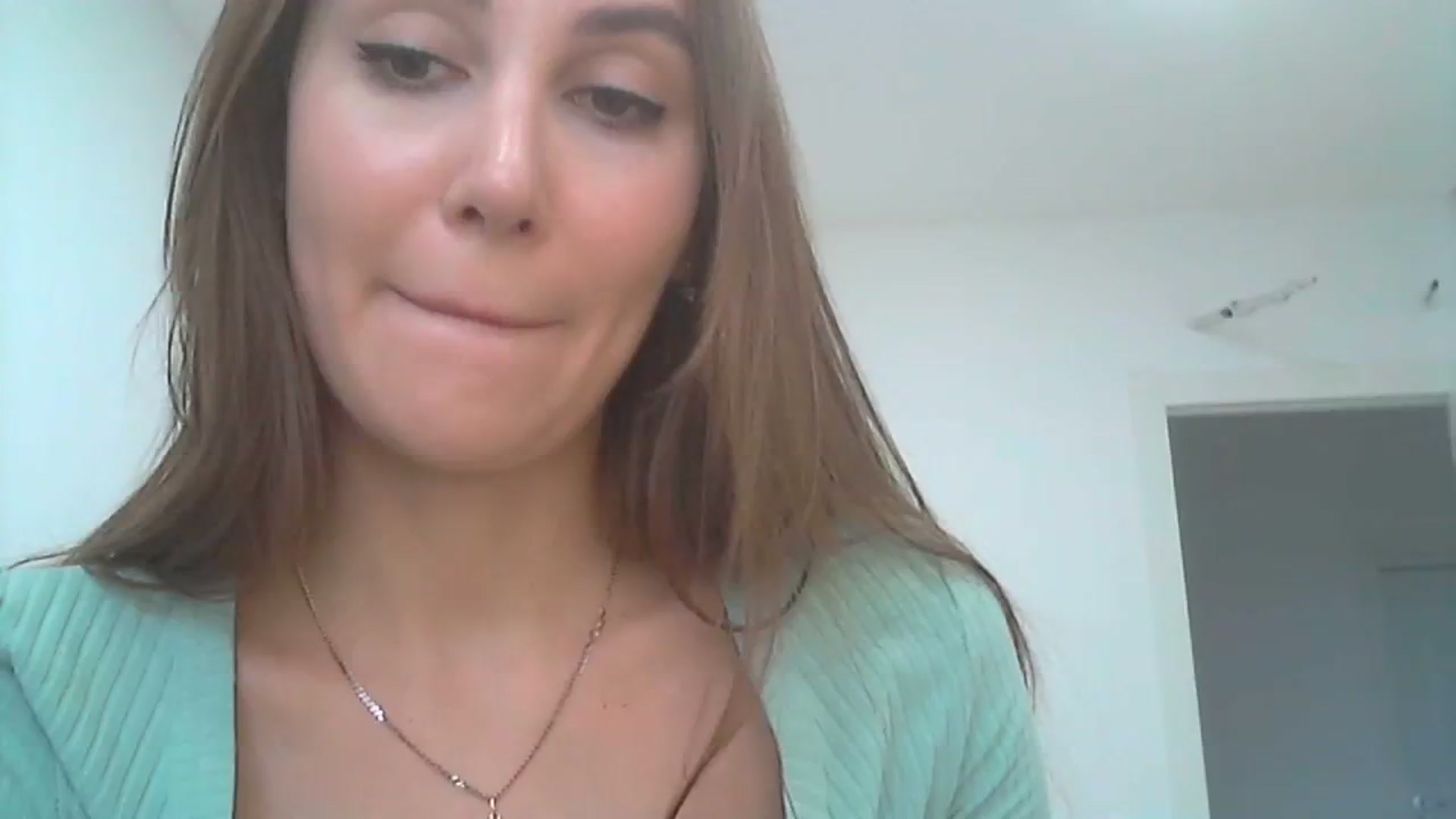 Gallery image thumbnail from HappinessInMe's myfreecams stream on, 10/07/2023, 14:54 image 15 of 20
