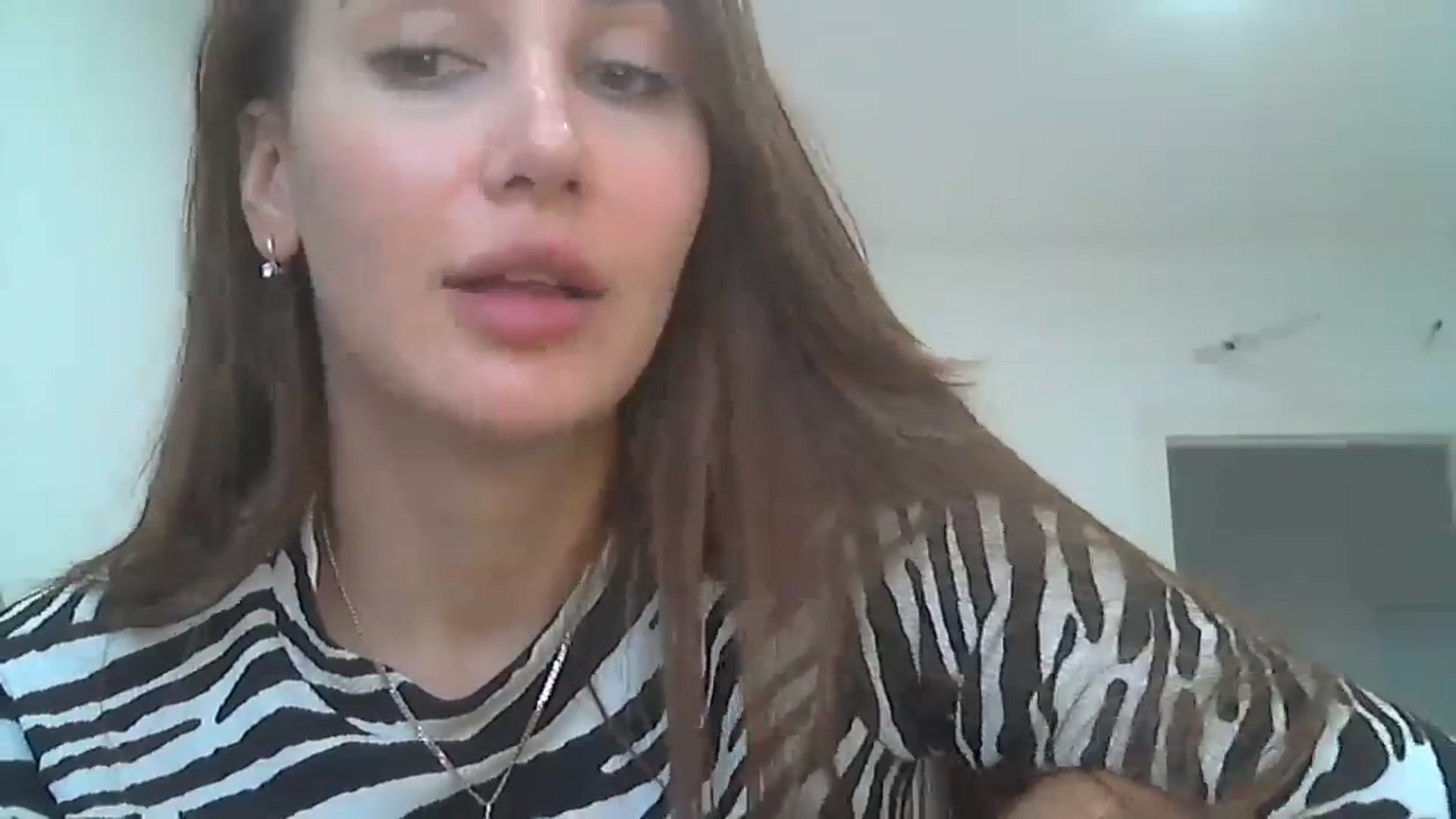 Gallery image thumbnail from HappinessInMe's myfreecams stream on, 10/08/2023, 15:11 image 16 of 20