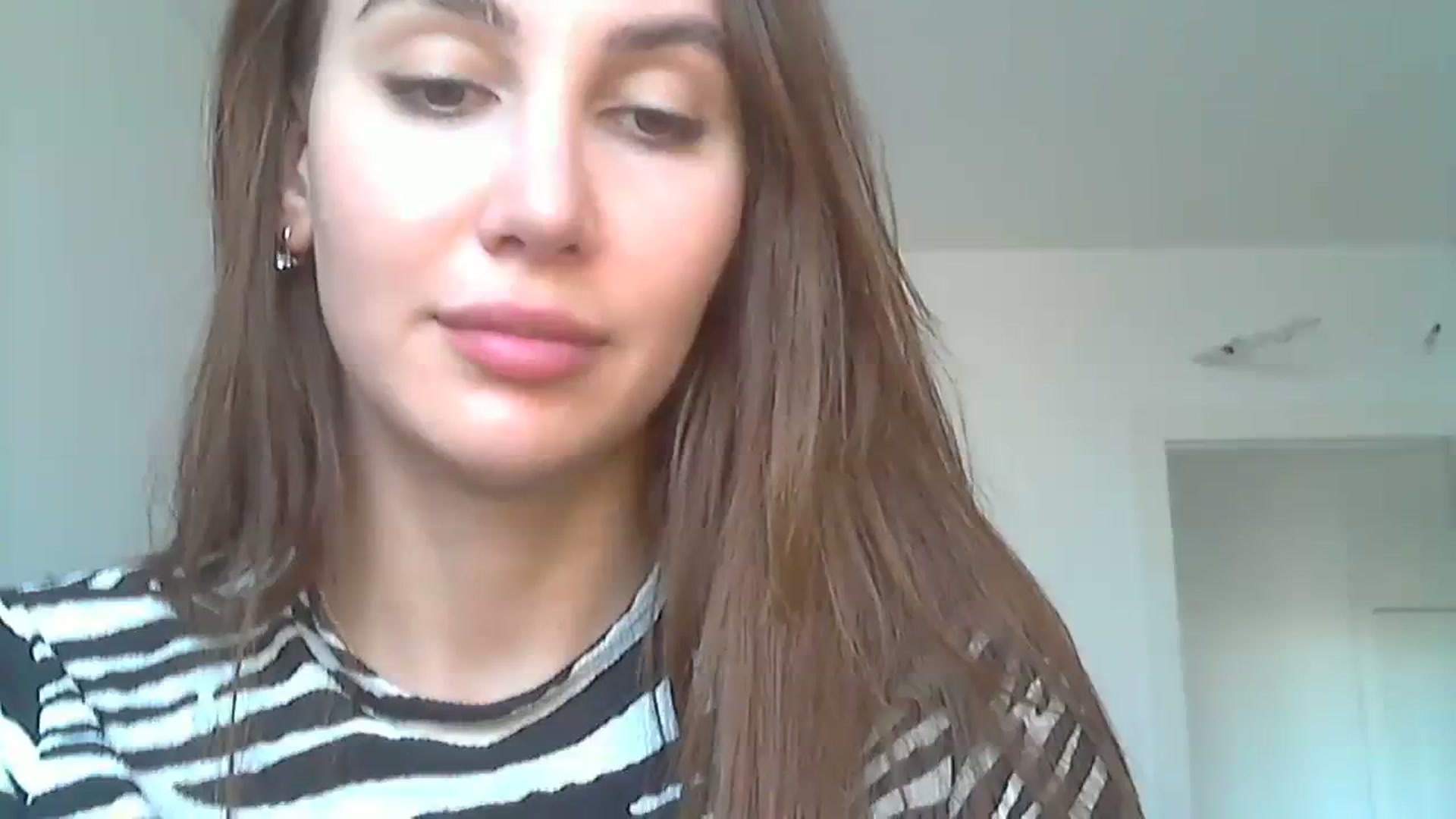 Gallery image thumbnail from HappinessInMe's myfreecams stream on, 10/08/2023, 15:11 image 2 of 20