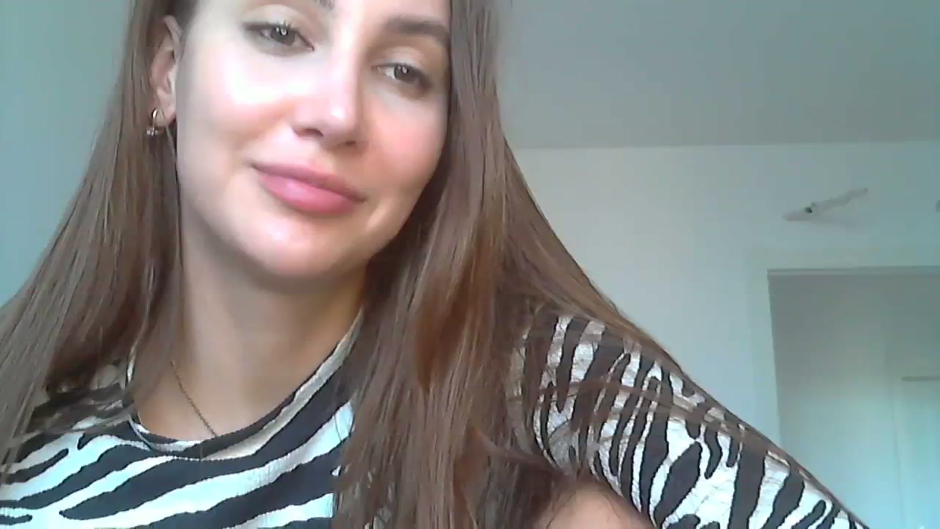 Gallery image thumbnail from HappinessInMe's myfreecams stream on, 10/08/2023, 15:11 image 8 of 20