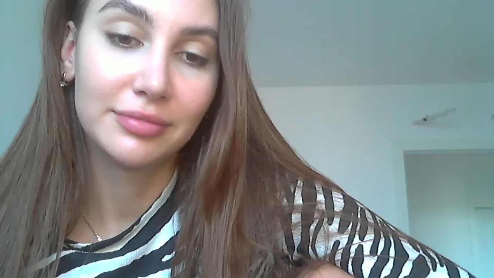 Gallery image thumbnail from HappinessInMe's myfreecams stream on, 10/08/2023, 15:11 image 7 of 20