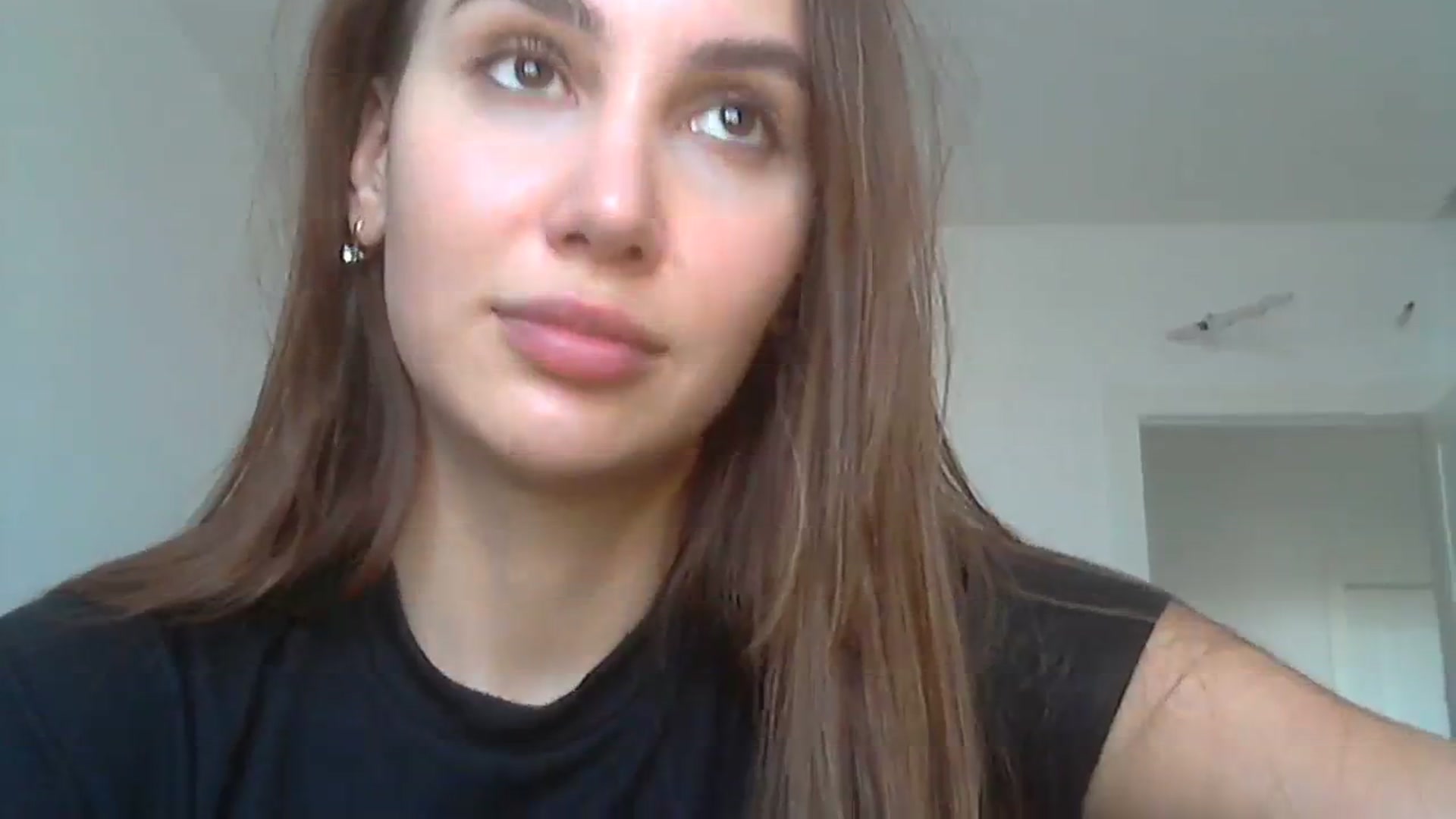 Gallery image thumbnail from HappinessInMe's myfreecams stream on, 10/11/2023, 14:20 image 12 of 20