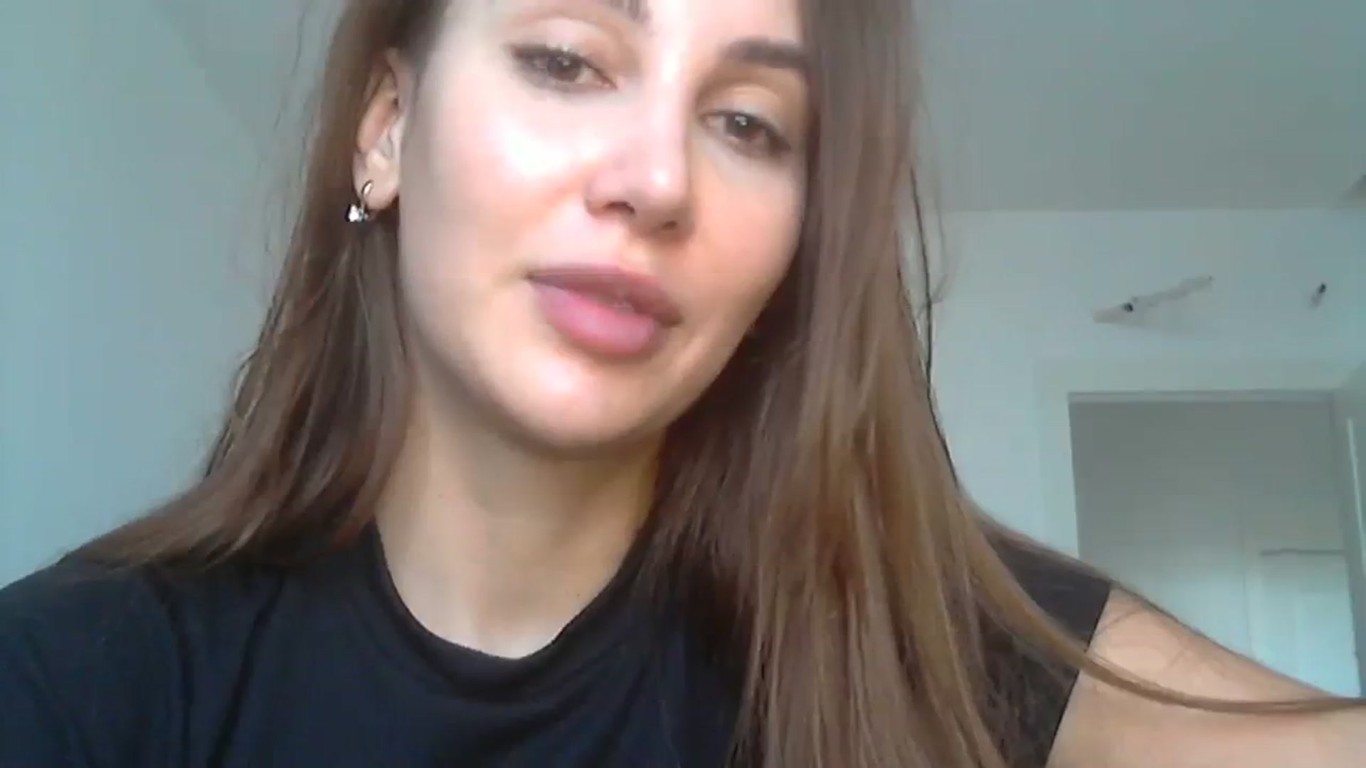 Gallery image thumbnail from HappinessInMe's myfreecams stream on, 10/11/2023, 14:20 image 11 of 20