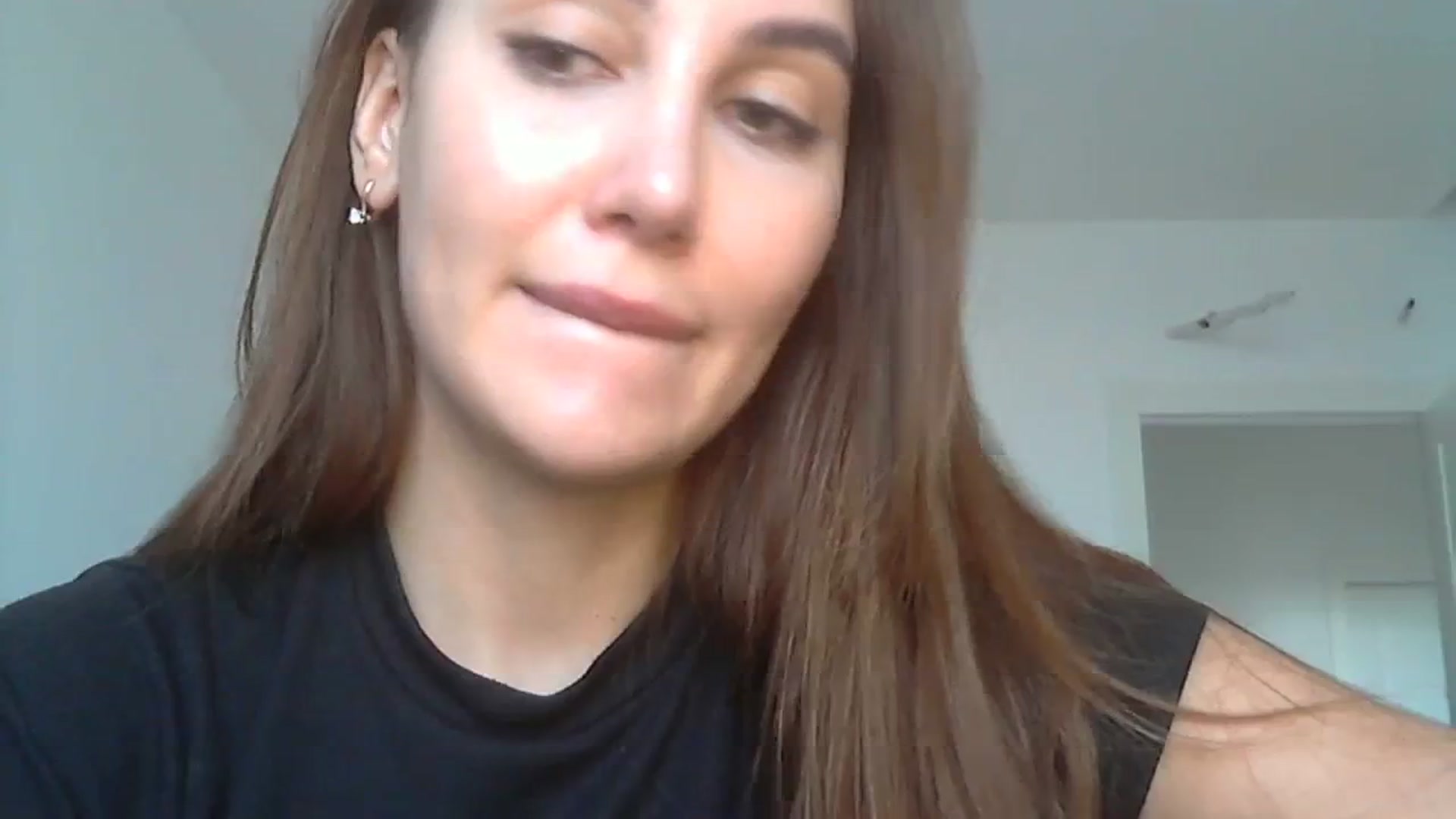 Gallery image thumbnail from HappinessInMe's myfreecams stream on, 10/11/2023, 14:20 image 5 of 20