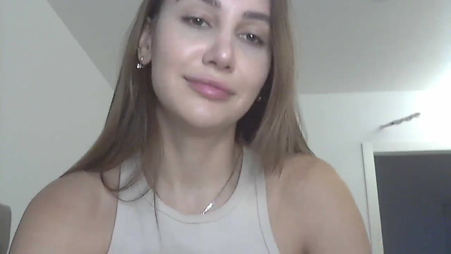 Gallery image thumbnail from HappinessInMe's myfreecams stream on, 10/16/2023, 15:14 image 13 of 20