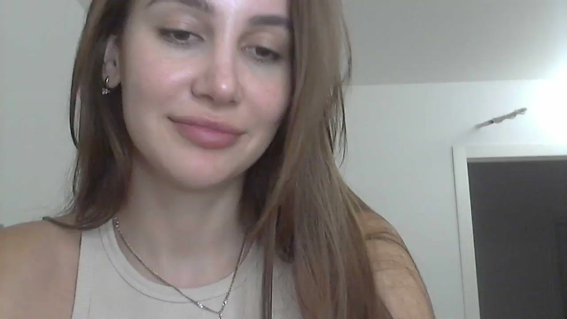 Gallery image thumbnail from HappinessInMe's myfreecams stream on, 10/21/2023, 17:59 image 19 of 20