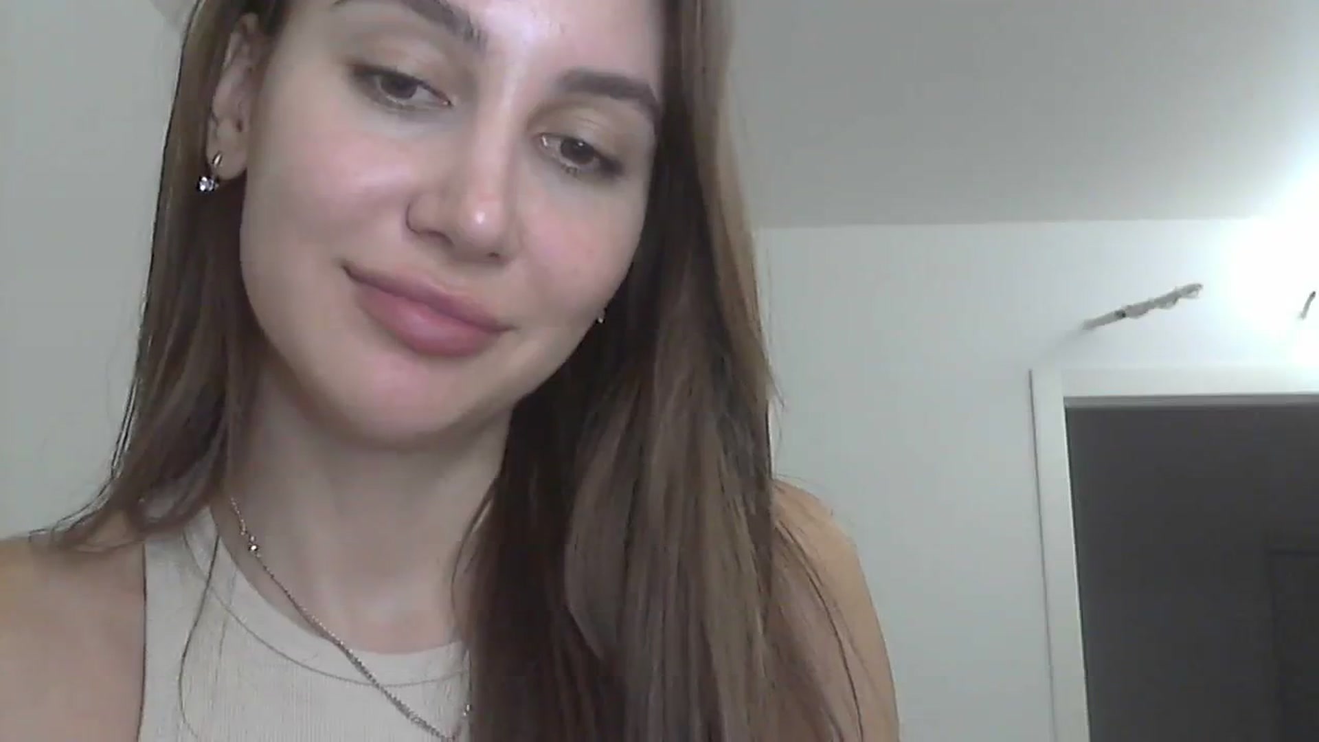 Gallery image thumbnail from HappinessInMe's myfreecams stream on, 10/21/2023, 17:59 image 9 of 20
