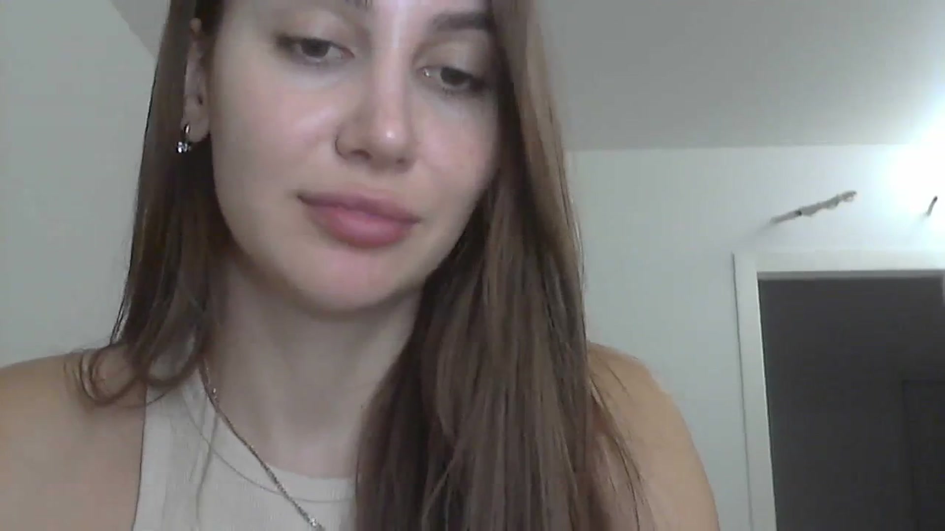 Gallery image thumbnail from HappinessInMe's myfreecams stream on, 10/21/2023, 17:59 image 10 of 20