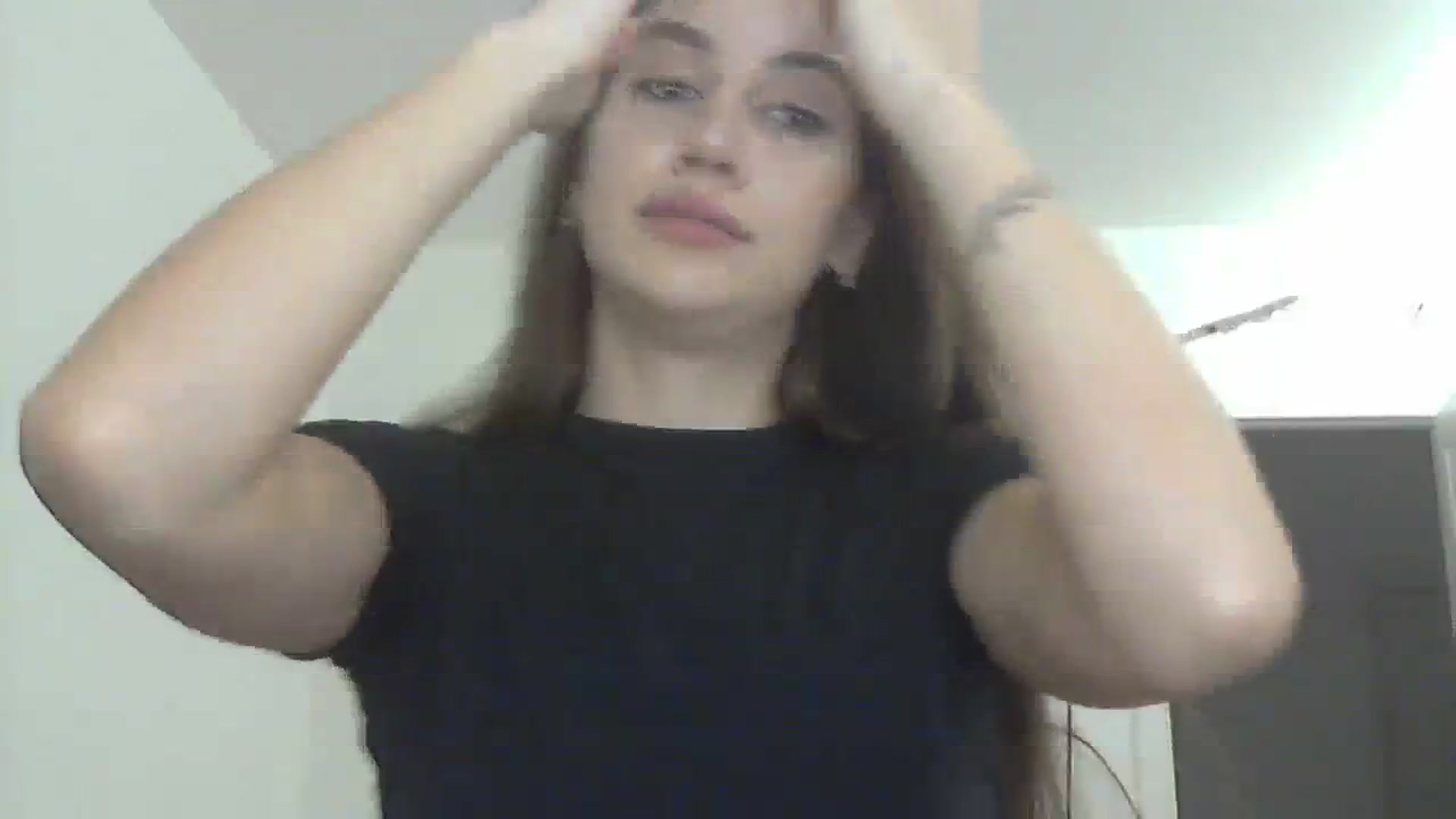 Gallery image thumbnail from HappinessInMe's myfreecams stream on, 11/04/2023, 15:32 image 18 of 20