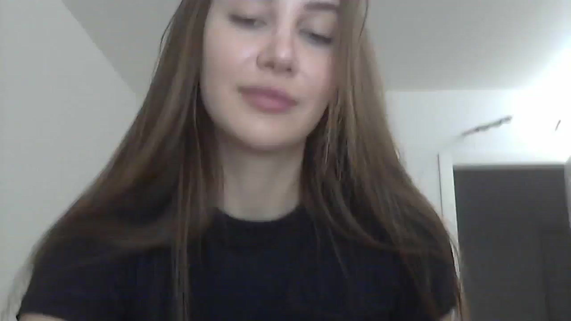 Gallery image thumbnail from HappinessInMe's myfreecams stream on, 11/04/2023, 15:32 image 6 of 20