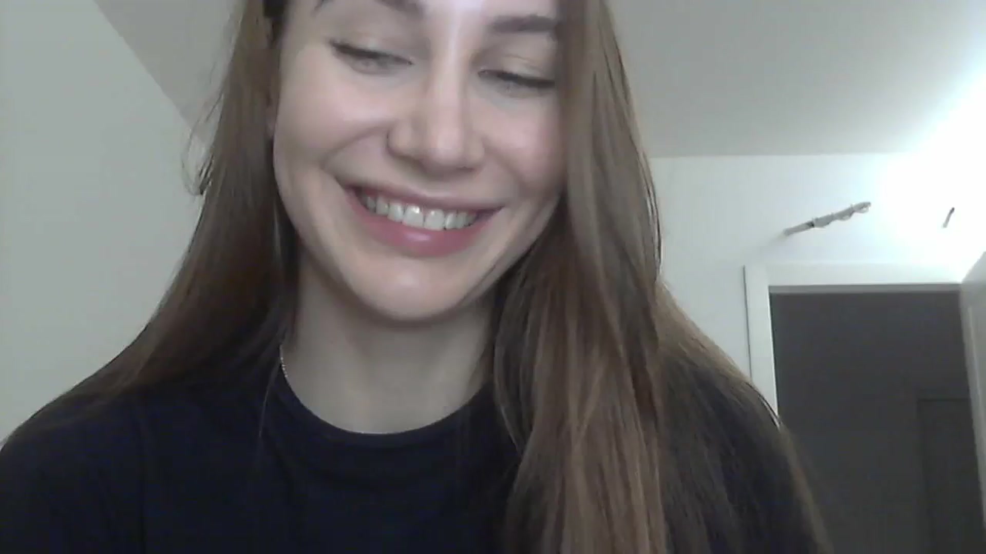 Gallery image thumbnail from HappinessInMe's myfreecams stream on, 11/04/2023, 15:32 image 8 of 20
