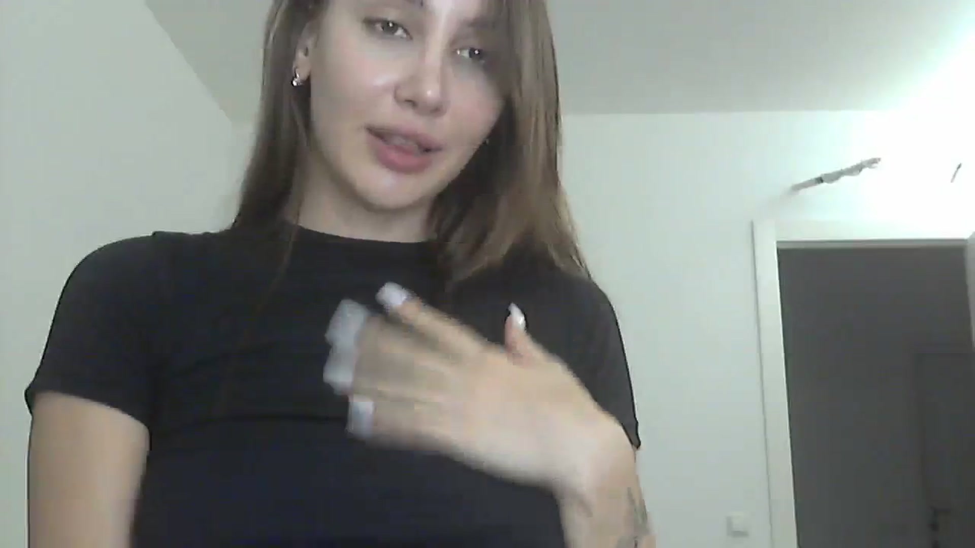 Gallery image thumbnail from HappinessInMe's myfreecams stream on, 11/07/2023, 15:52 image 6 of 20