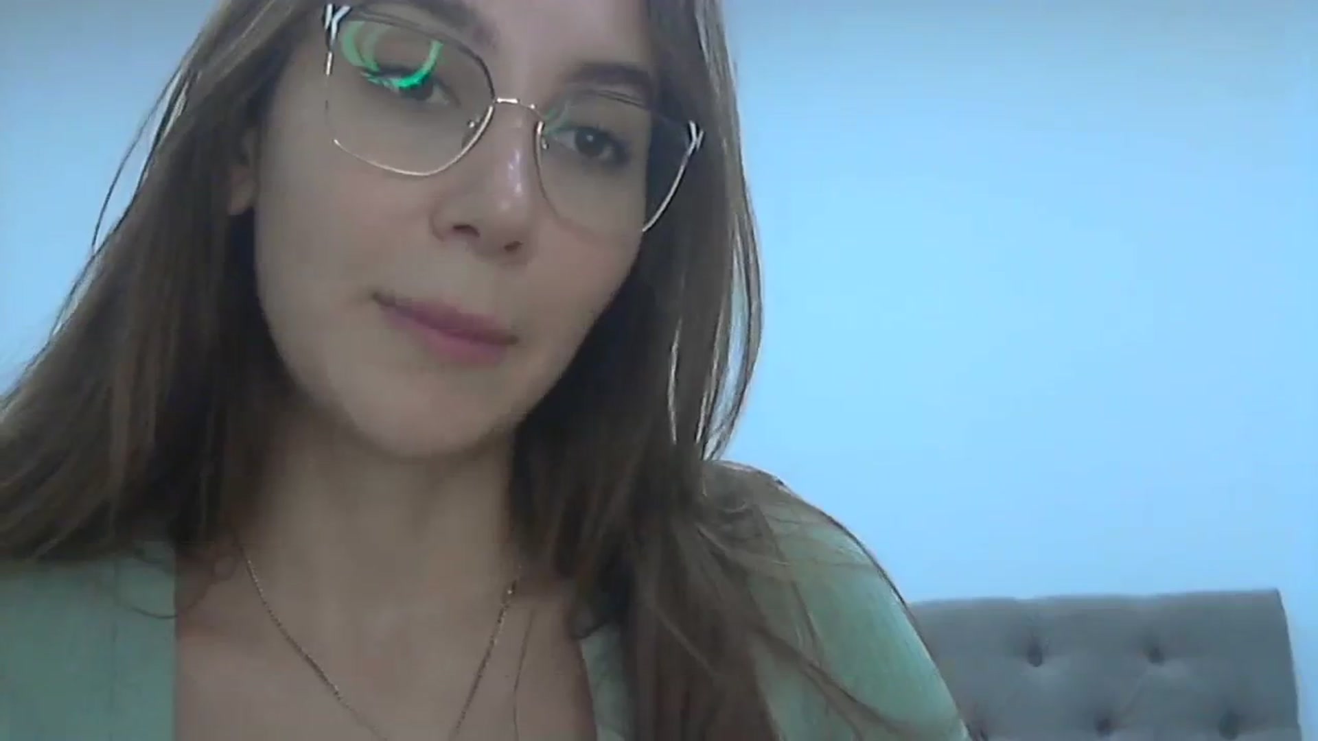 Gallery image thumbnail from HappinessInMe's myfreecams stream on, 11/13/2023, 15:21 image 16 of 20