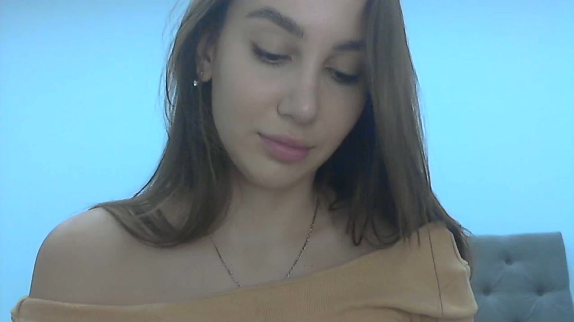 Gallery image thumbnail from HappinessInMe's myfreecams stream on, 11/18/2023, 15:20 image 16 of 20