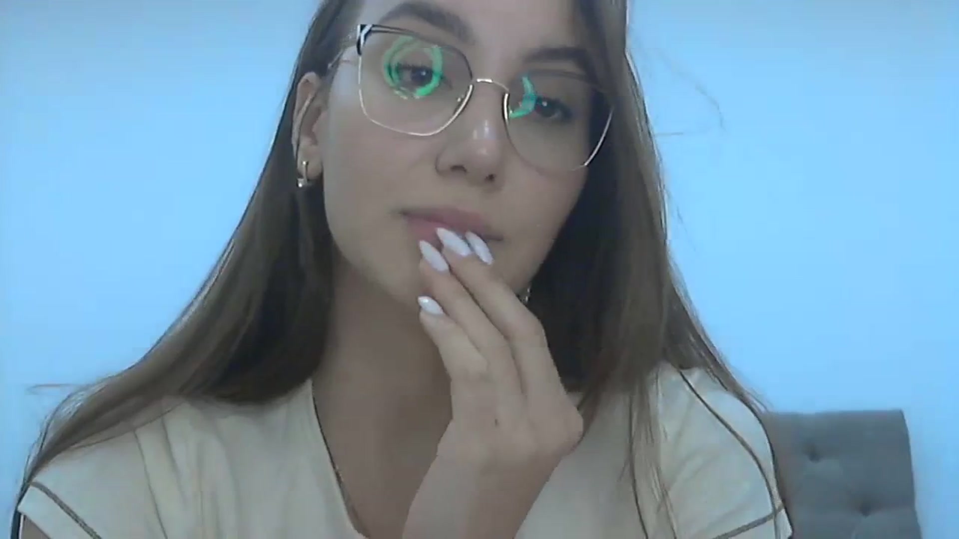 Gallery image thumbnail from HappinessInMe's myfreecams stream on, 11/19/2023, 16:27 image 15 of 20
