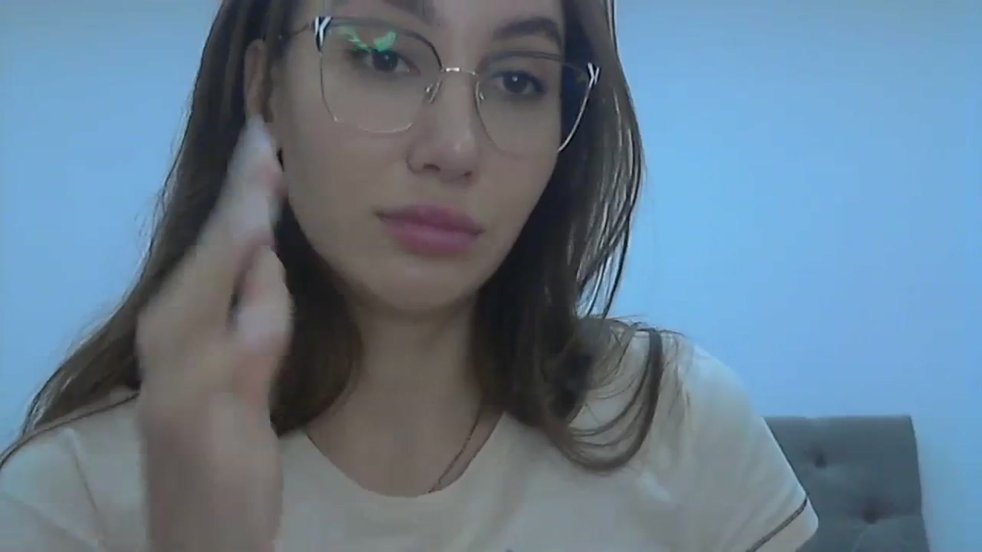 Gallery image thumbnail from HappinessInMe's myfreecams stream on, 11/19/2023, 16:27 image 3 of 20