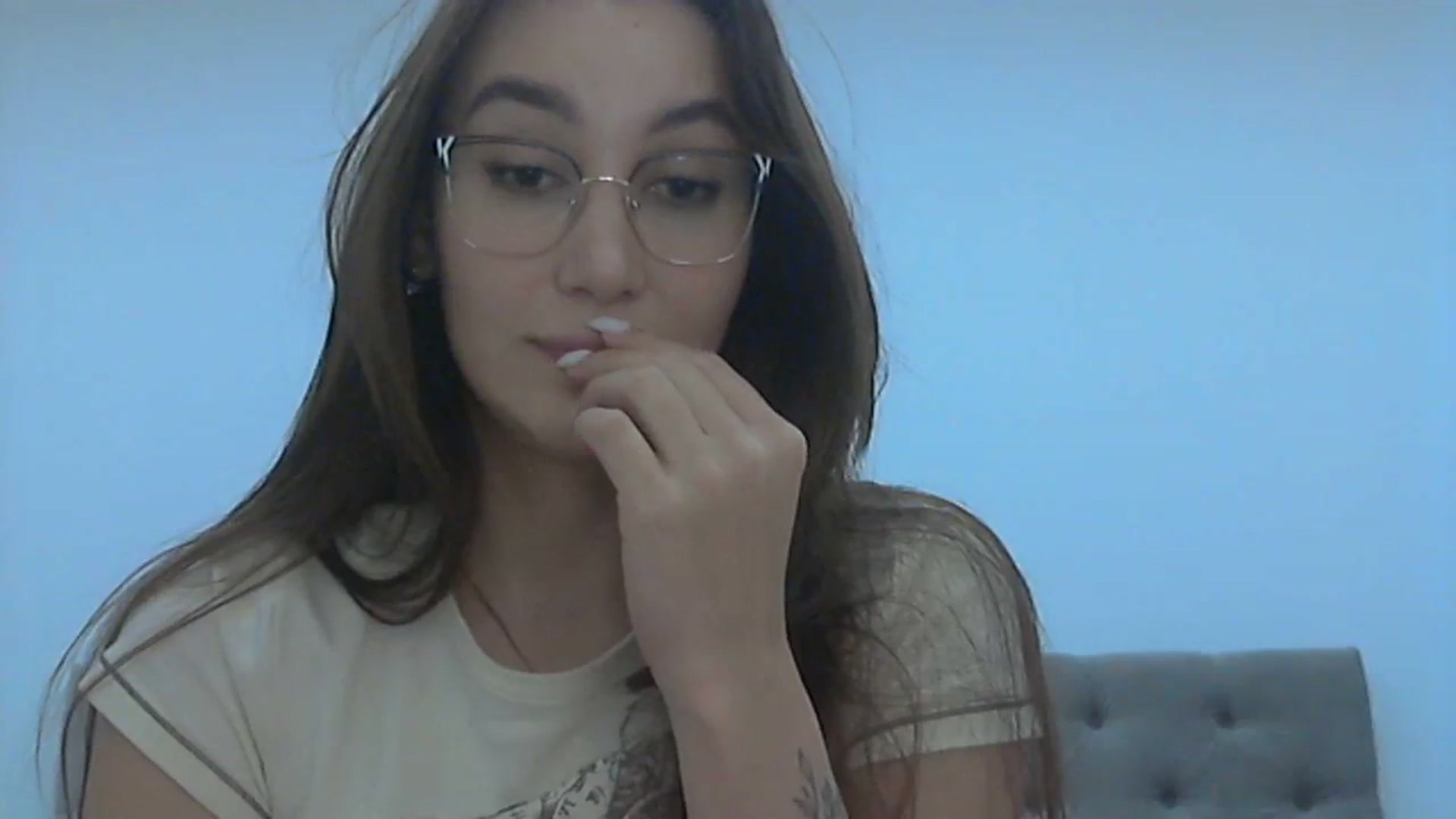 Gallery image thumbnail from HappinessInMe's myfreecams stream on, 11/19/2023, 16:27 image 19 of 20